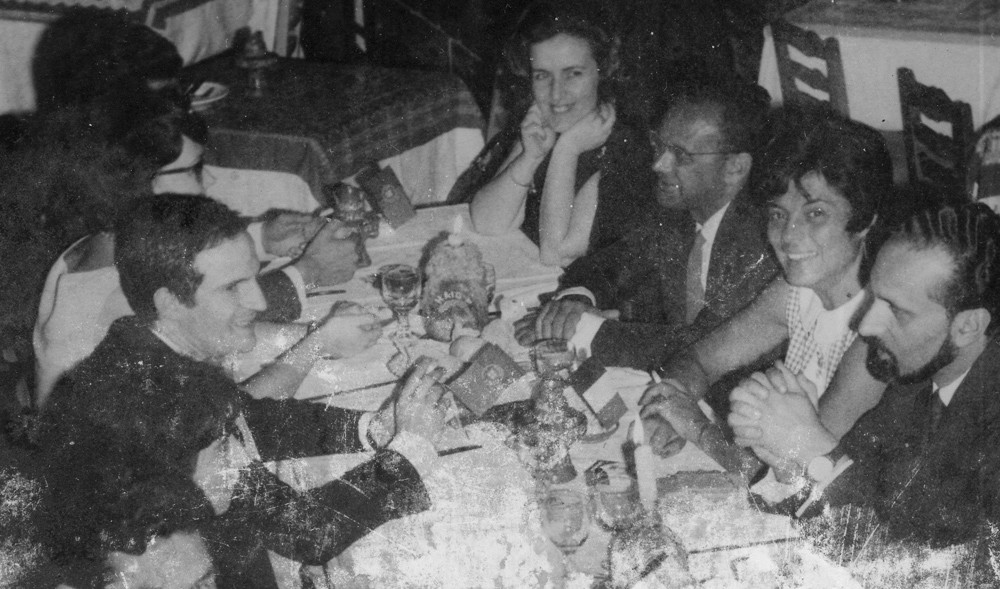  Jantar em Lisboa com François Truffaut, Isabel do Carmo, Ernesto de Sousa e Cunha Telles, 1963. 